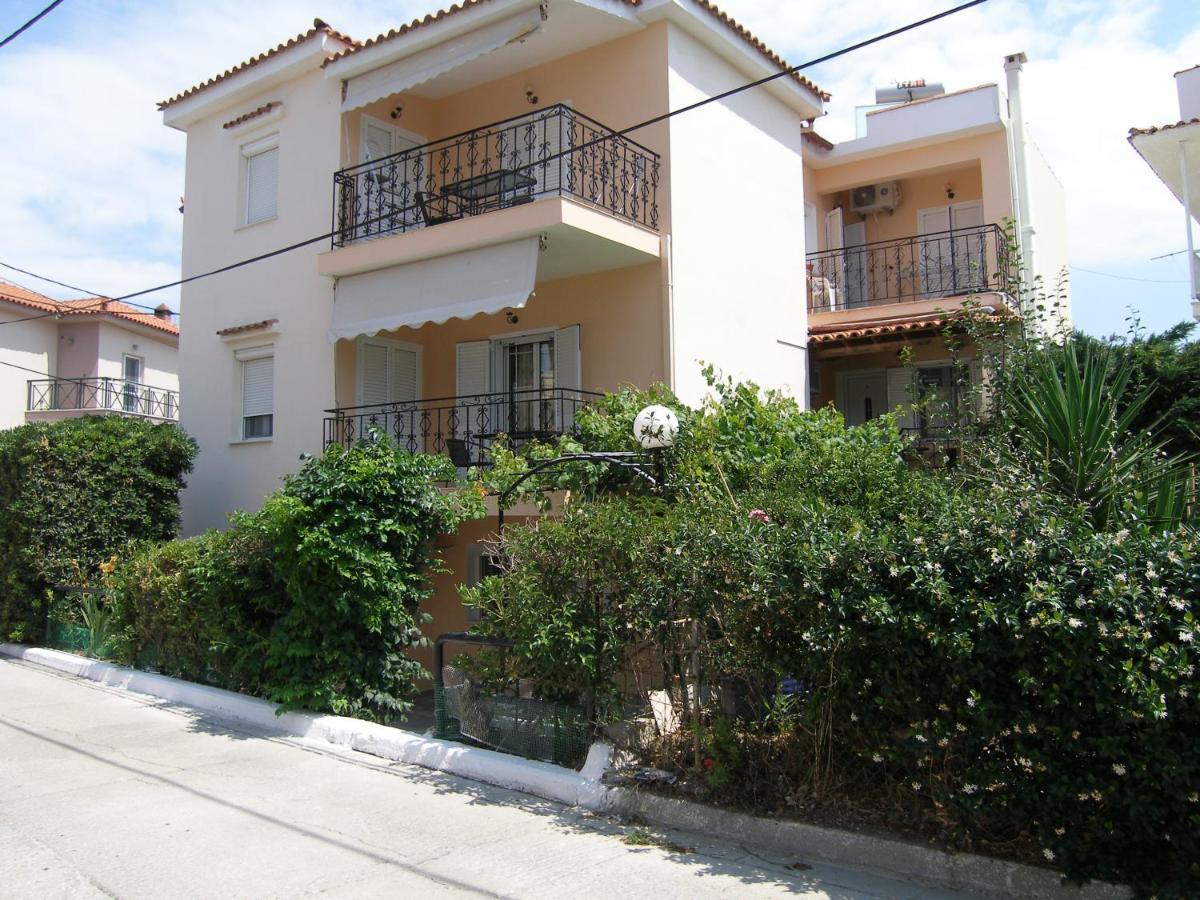 Efi Apartments Myrina Exterior photo